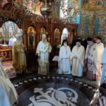 Слава у Манастиру Светог Луке: Освештан славски колач уз молитву за мир и благослов