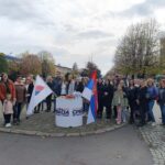 Активисти СНС у центру Варварина делили Информатор и разговарали са суграђанима