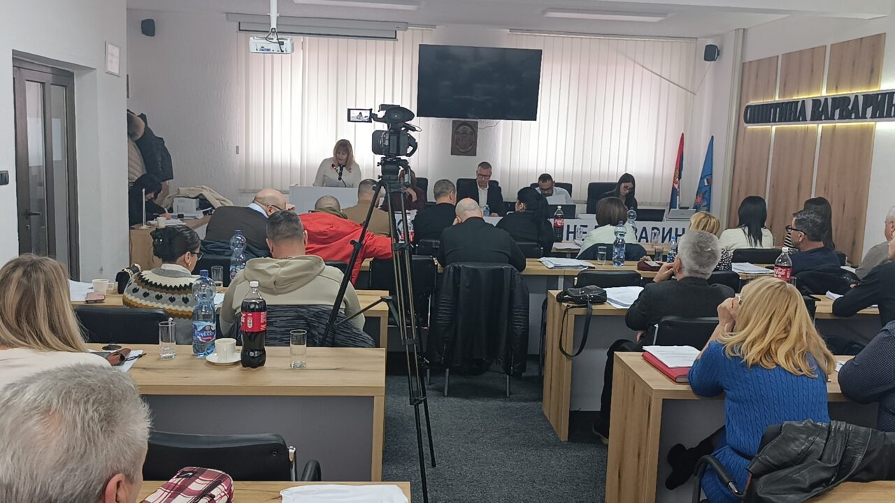 Одборничка група “Александар Вучић – Варварин не сме да стане” покренула иницијативу “родитељ неговатељ”