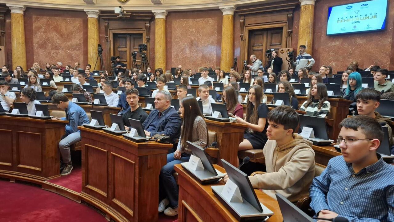 Министарство просвете наградило најбоље: Страхиња Ћосић “Такмичар генерације”