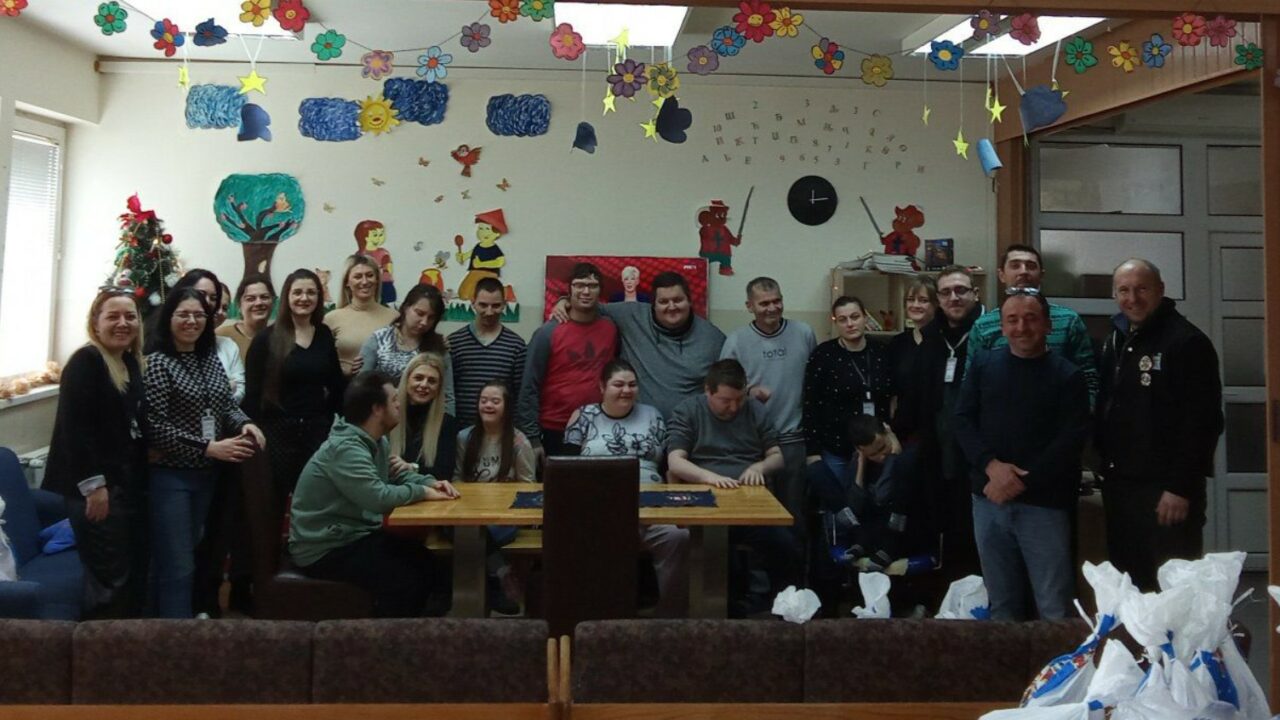 Удружење “Наша деца 037” обрадовало кориснике Дневног боравка у Варварину