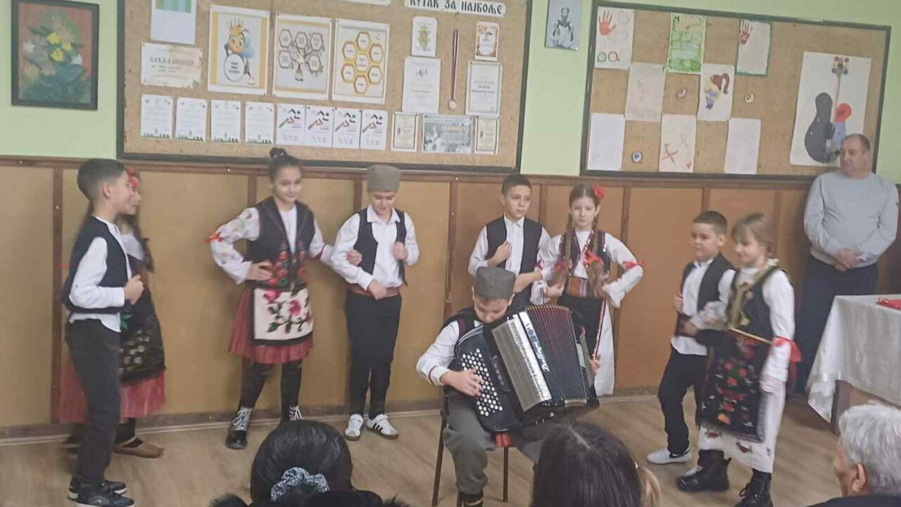 ОШ “Јован Курсула” обележила школску славу Светог Саву