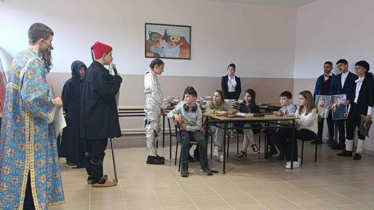 Свечано обележен Дан школе и Савиндан у ОШ “Свети Сава” у Бачини