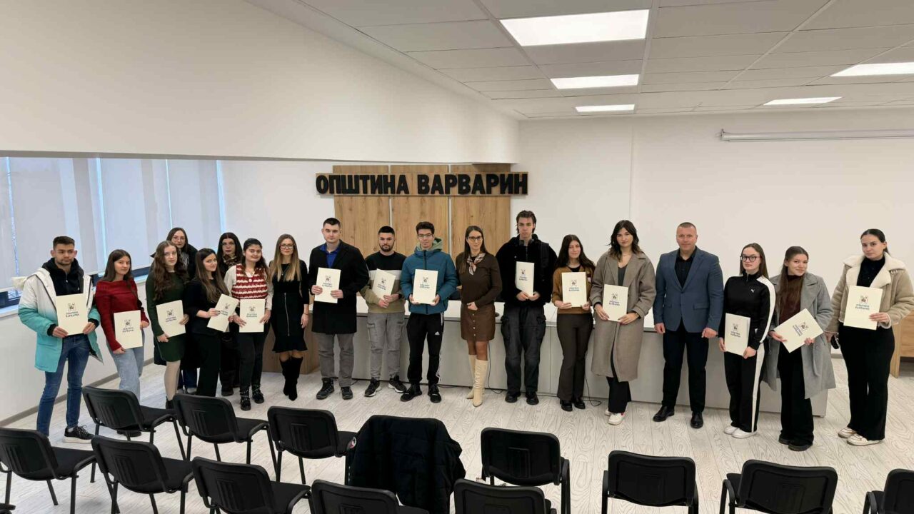 Општина Варварин доделила стипендије најбољим студентима и постдипломцима