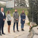 Полагањем венаца на спомен-обележје на обали Велике Мораве обележена 27. годишњица почетка НАТО агресије на СРЈ