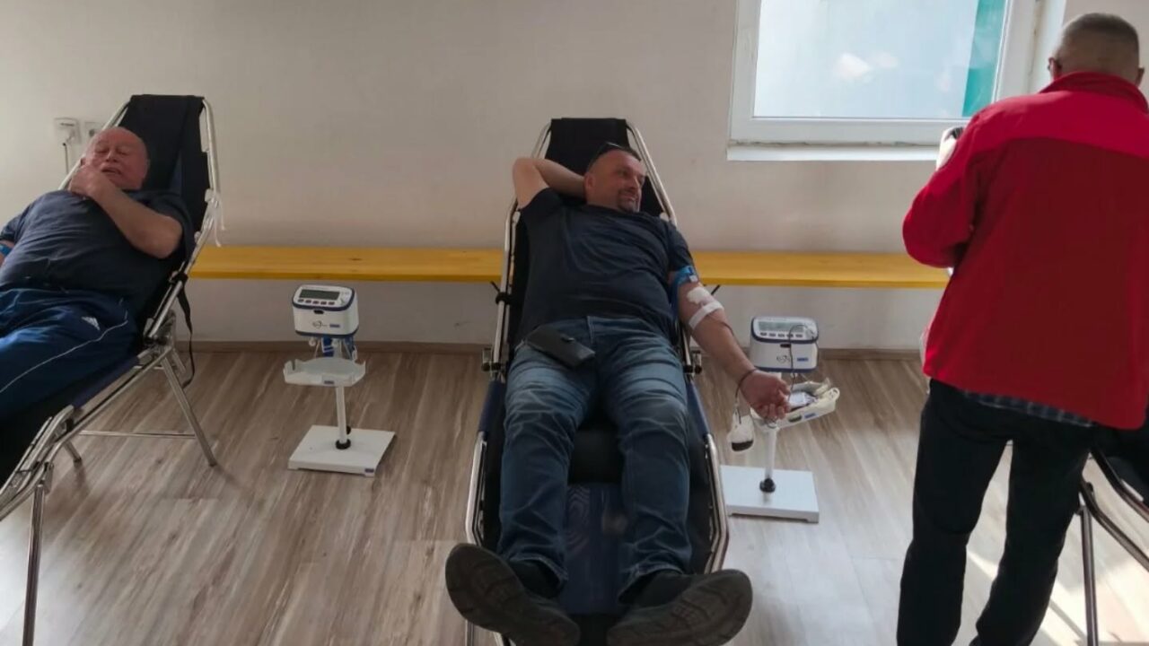 Црвени крст у Отроцима организовао акцију давања крви и помоћ за најугроженије