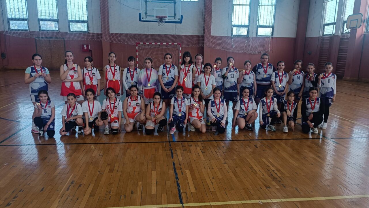 Мини баскет у Варварину у знаку дружења и развоја младих талената