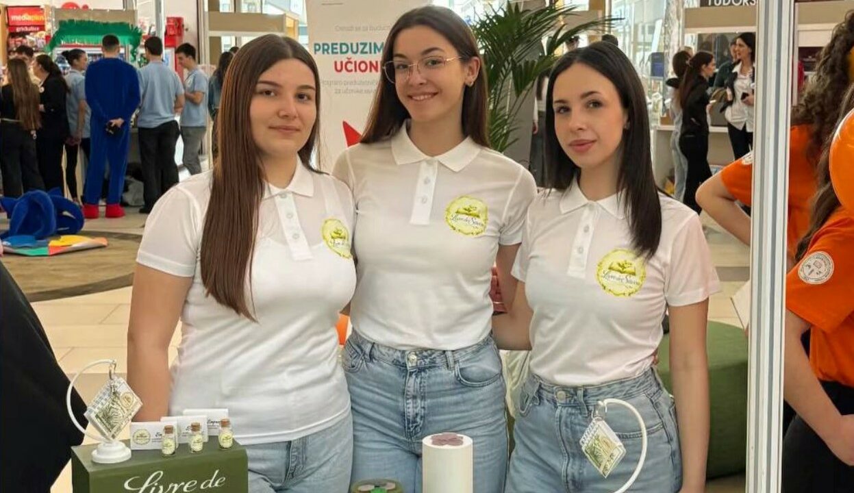 “Livre de Savon” међу најбољима, ученици Средње школе Варварин освојили друго место на регионалном такмичењу