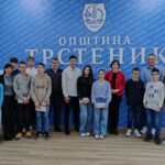 Општина Трстеник наградила најуспешније ученике и наставнике