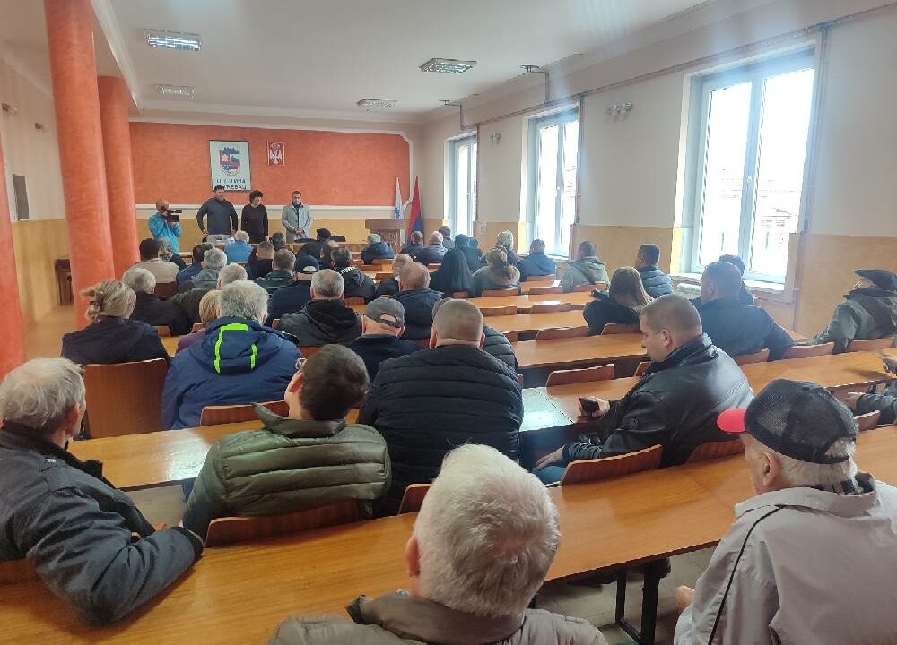 Пољопривредници у Ћићевцу добили финансијску подршку за унапређење производње