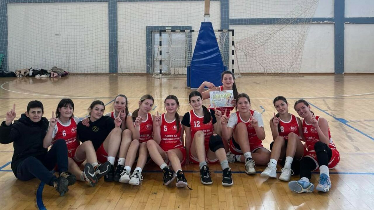 Тријумф кошаркашица Средње школе Варварин, остварен пласман на Републичко такмичење