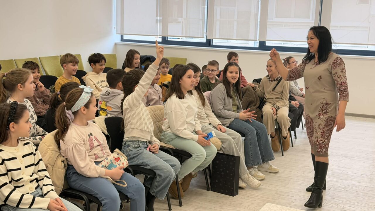 Радионица “Наука по мери деце”: Деца повећавају вештине кроз експерименте