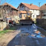 Инфраструктура као приоритет: Уређују се улице и путеви у варваринским селима