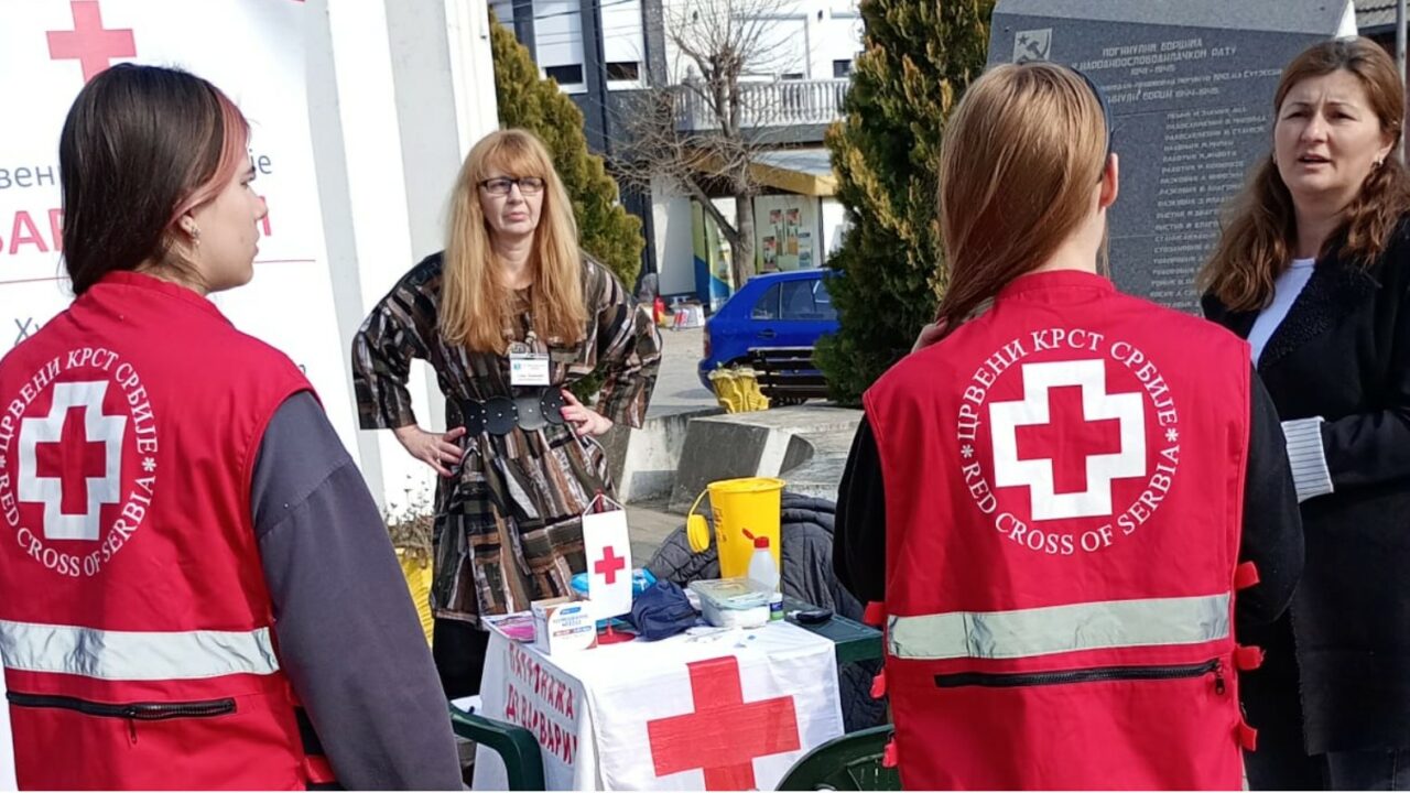 Заједничка акција Црвеног крста Варварин и Дома здравља “Др Властимир Годић” у борби за рано откривање рака