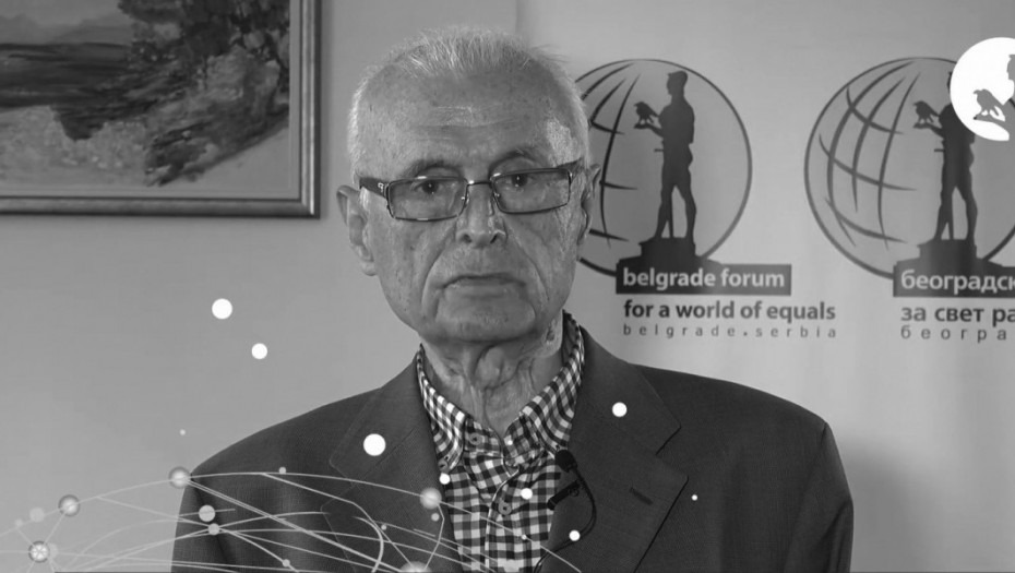 In memoriam: Радош Смиљковић